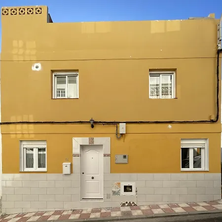 Grosses Familienhaus Teneriffa, Ruhige Lage Mit Traumterrasse, 