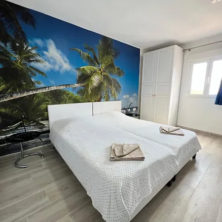 Grosses Familienhaus Teneriffa, Ruhige Lage Mit Traumterrasse, 