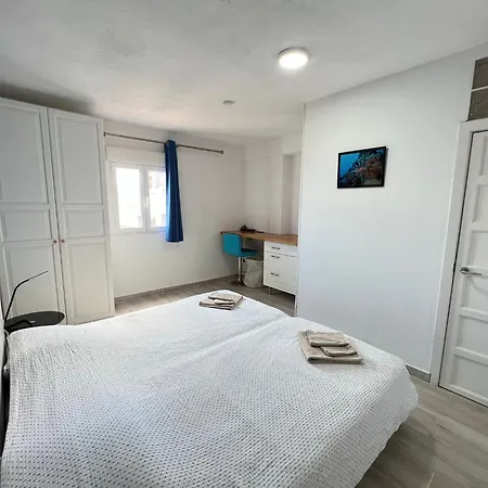 Grosses Familienhaus Teneriffa, Ruhige Lage Mit Traumterrasse, 