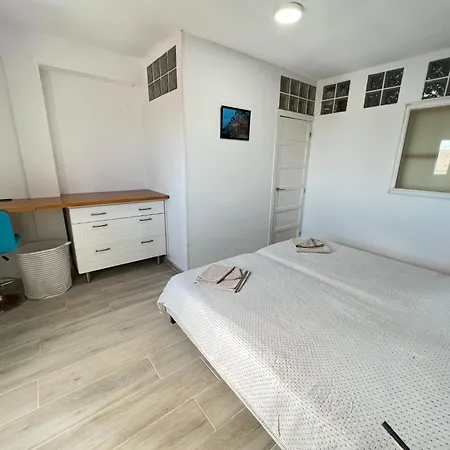 Grosses Familienhaus Teneriffa, Ruhige Lage Mit Traumterrasse, 